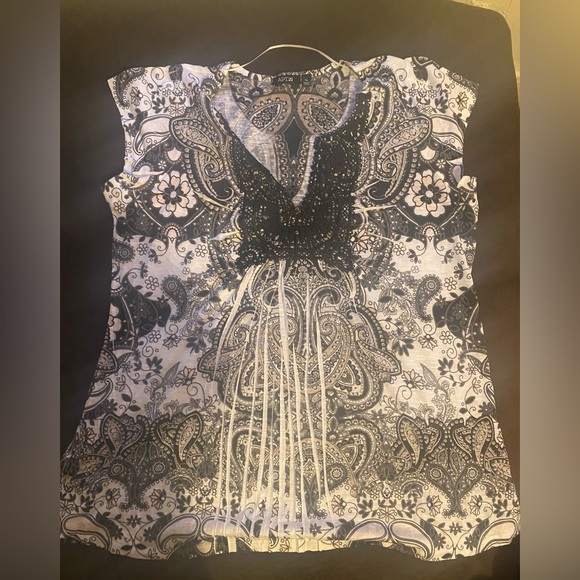 Apt. 9 Tops - Apt 9 shirt